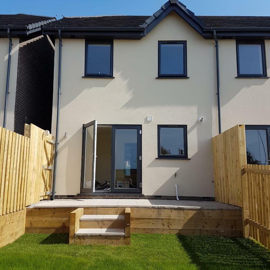 Bright Modern House Beside Snowdonia Villa Llanfairfechan Exterior foto